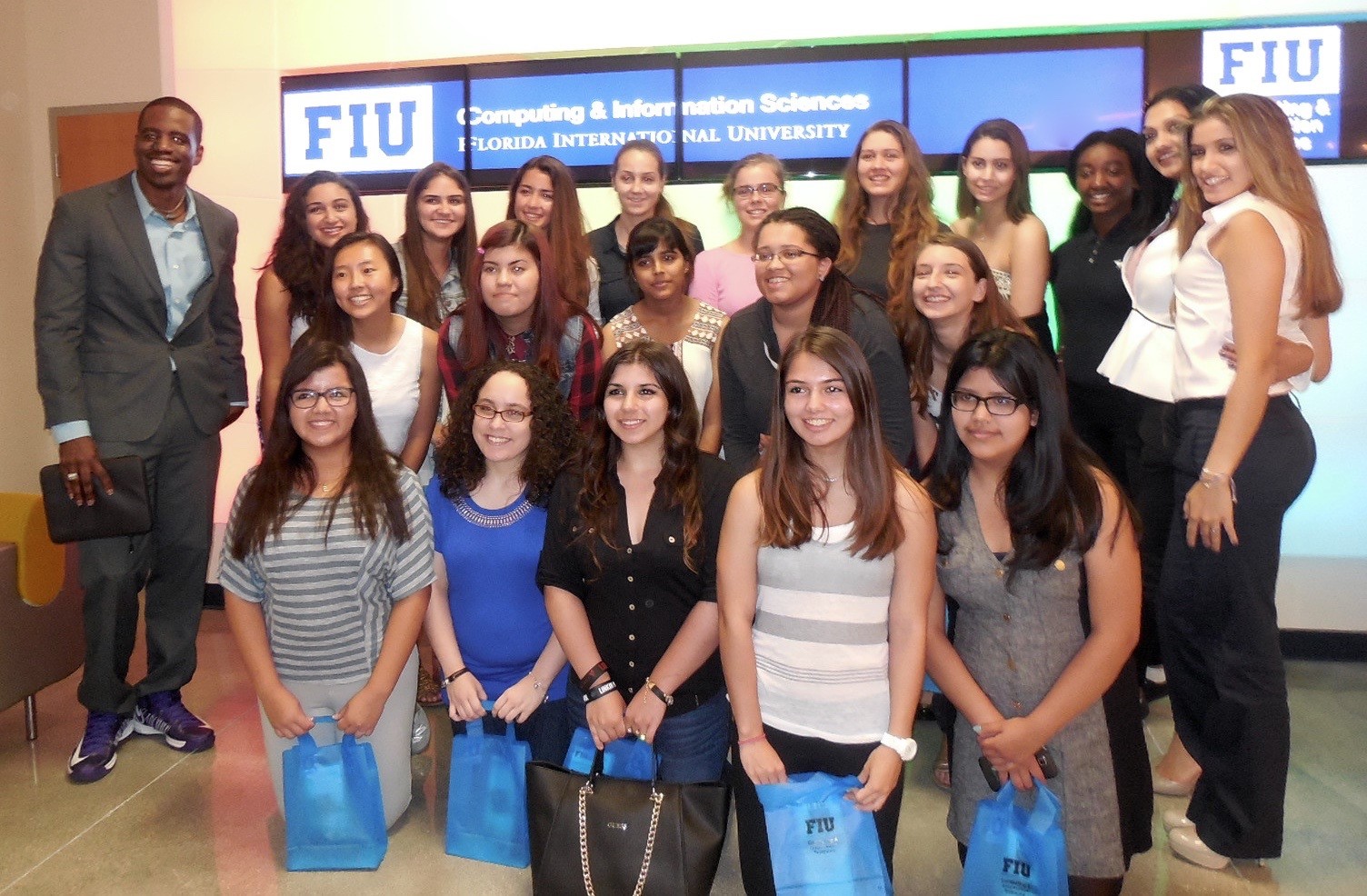 SCIS Hosts Girls Who Code Summer Immersion Program in Miami
