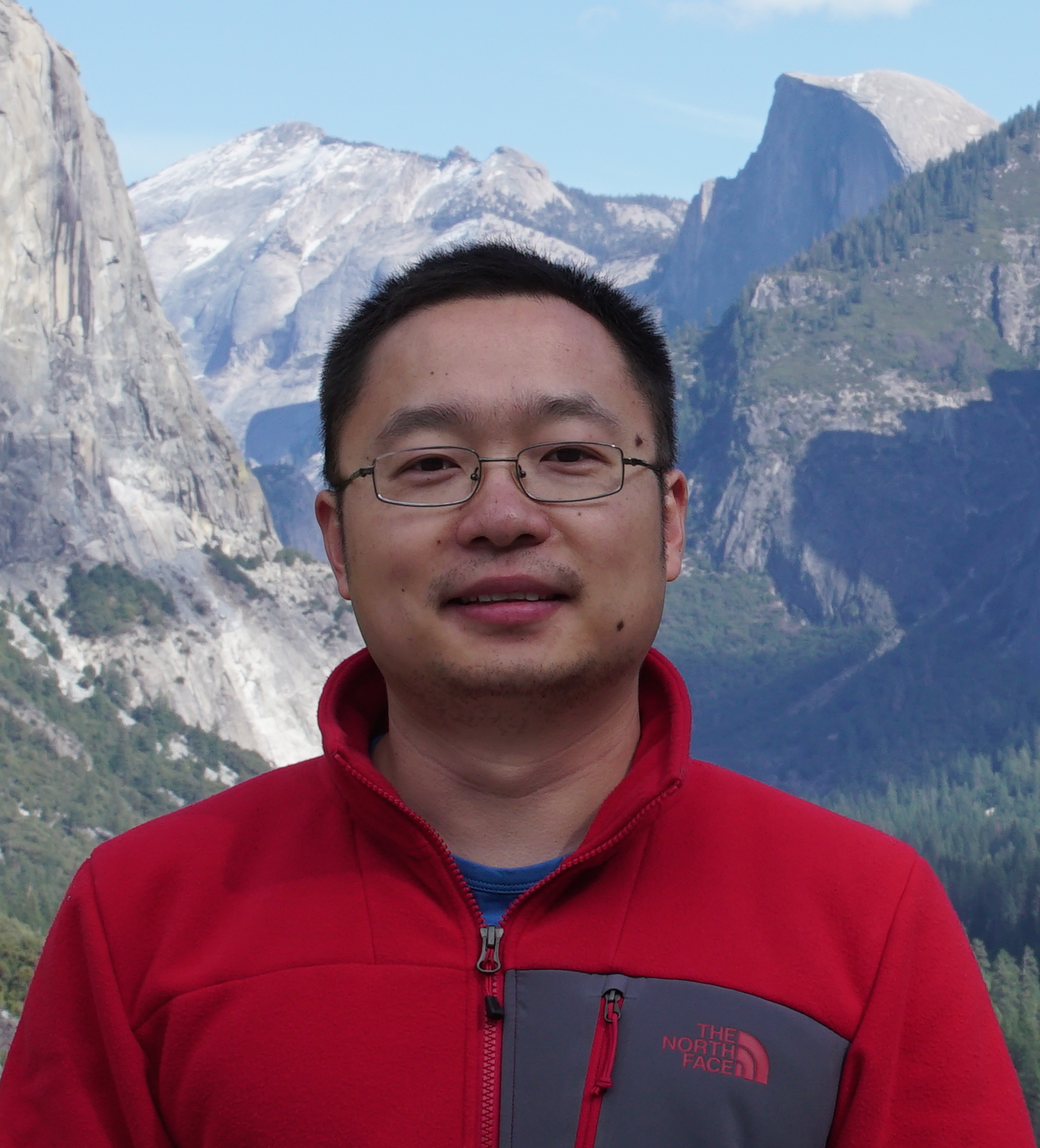 Yiqi Xu is Awarded One of Four VMWare Graduate Fellowships for the 2014-2015 Academic Year.