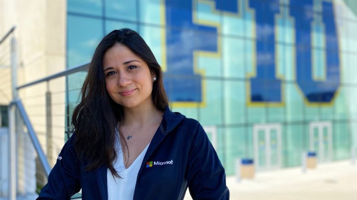 SCIS Student, Carolina Uribe-Gosselin, highlighted in The Sunday Briefing.